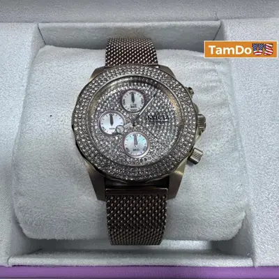 Invicta Pro Diver 37861 Women's Watch, 40mm Mother of Pearl Dial, Stainless Steel at Watches, Parts & Accessories in excellent condition